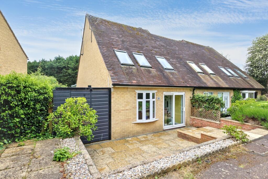 Main image of property: 80 Tower Hill, Witney