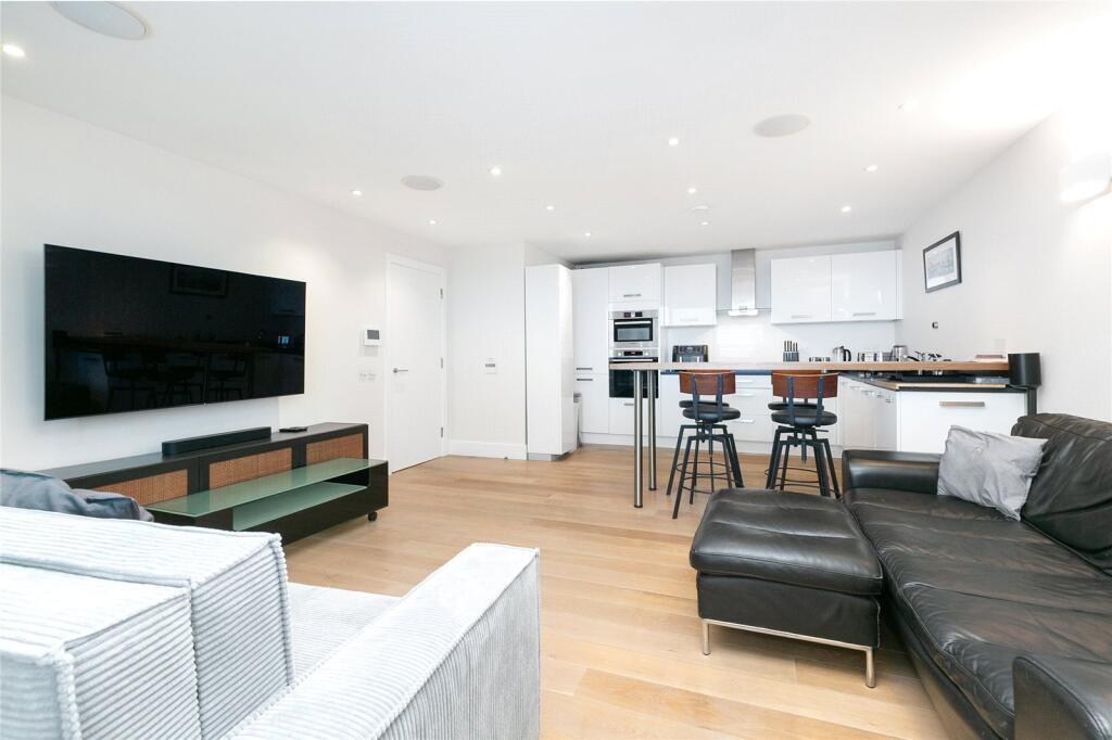 Main image of property: Perspective Building, 100 Westminster Bridge Road, Waterloo, SE1