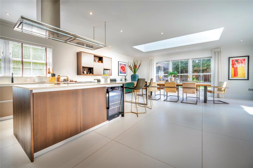 House in South Oxfordshire, Henley-on-Thames - More