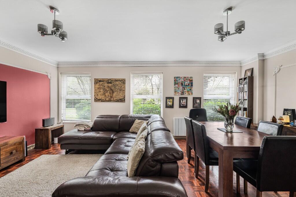 Main image of property: Windmill Hill, London, EN2