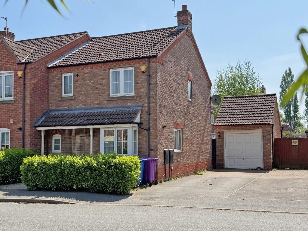 3-bed semi-detached on St. Thomas Drive, Boston, £180,000