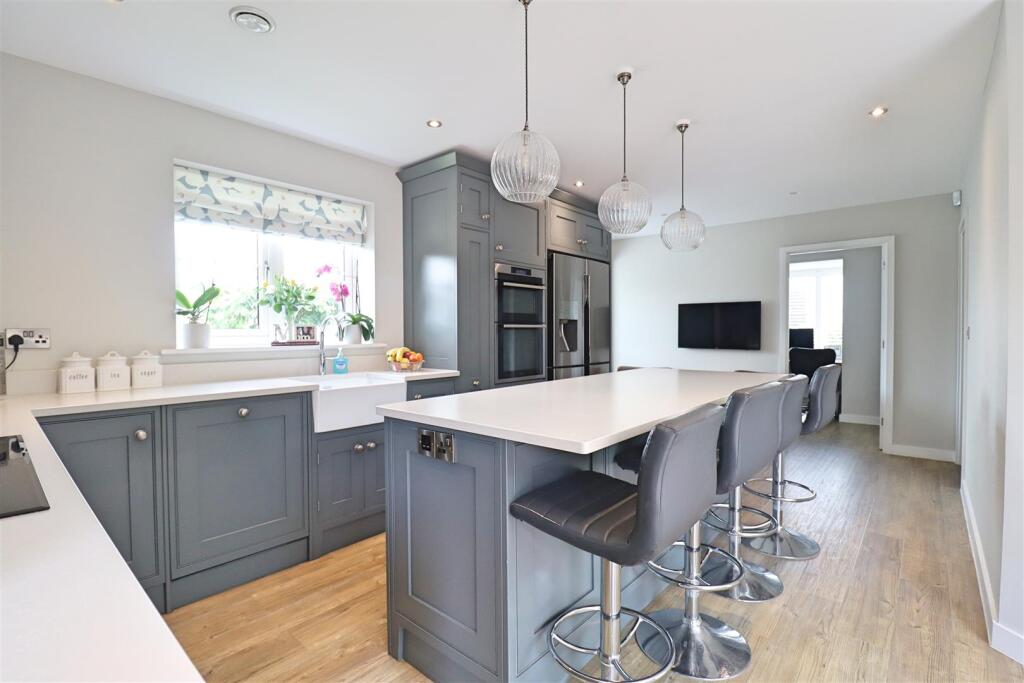 House in Braintree, Black Notley - View 5