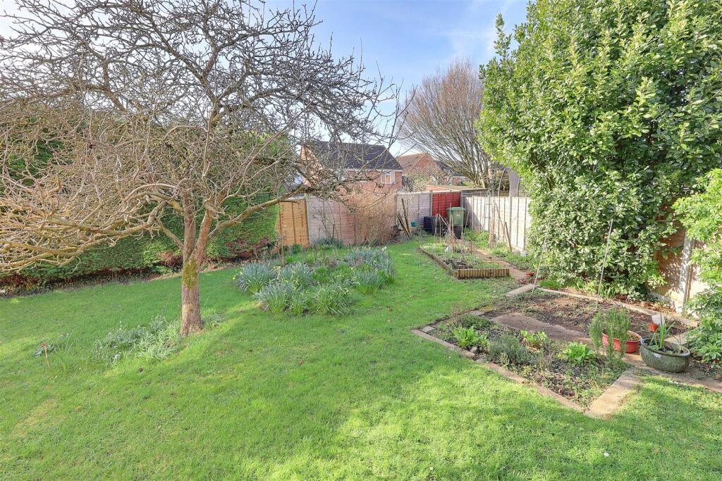 4-bed detached on Williams Orchard, Highnam, Gloucester, £475,000