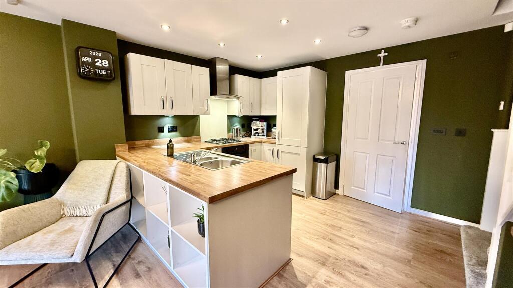 Breedon Way, Stirchley, Birmingham – pohled 5