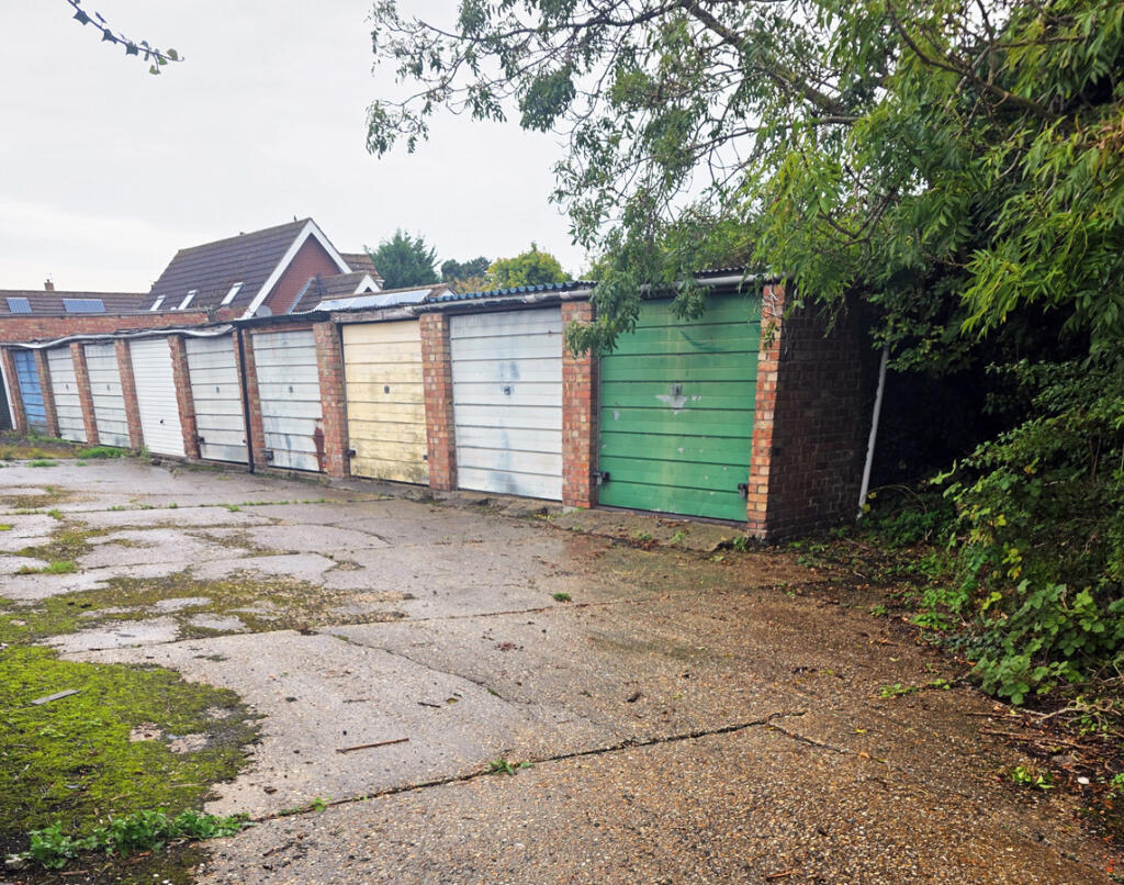 Main image of property: Garages at Cheapside, Waltham Grimsby, DN37 0