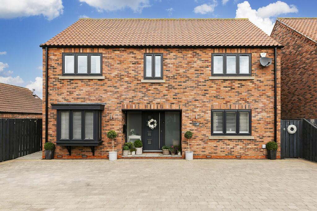 Main image of property: High Street, Holme-on-spalding-Moor, East Yorkshire, YO43 4EN