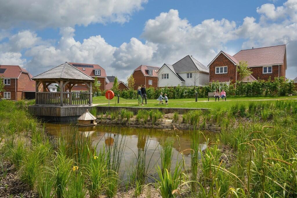 Main image of property: Badsell Road,
Paddock Wood,
Kent,
TN12 6LP
