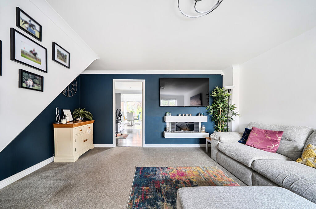 Arlington Road, Walton Cardiff, Tewkesbury - View 3