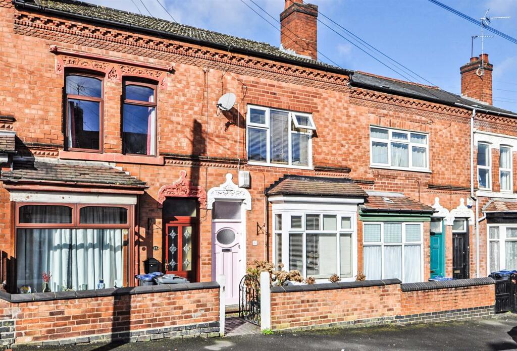 Main image of property: Regent Street, Stirchley, Birmingham, West Midlands, B30