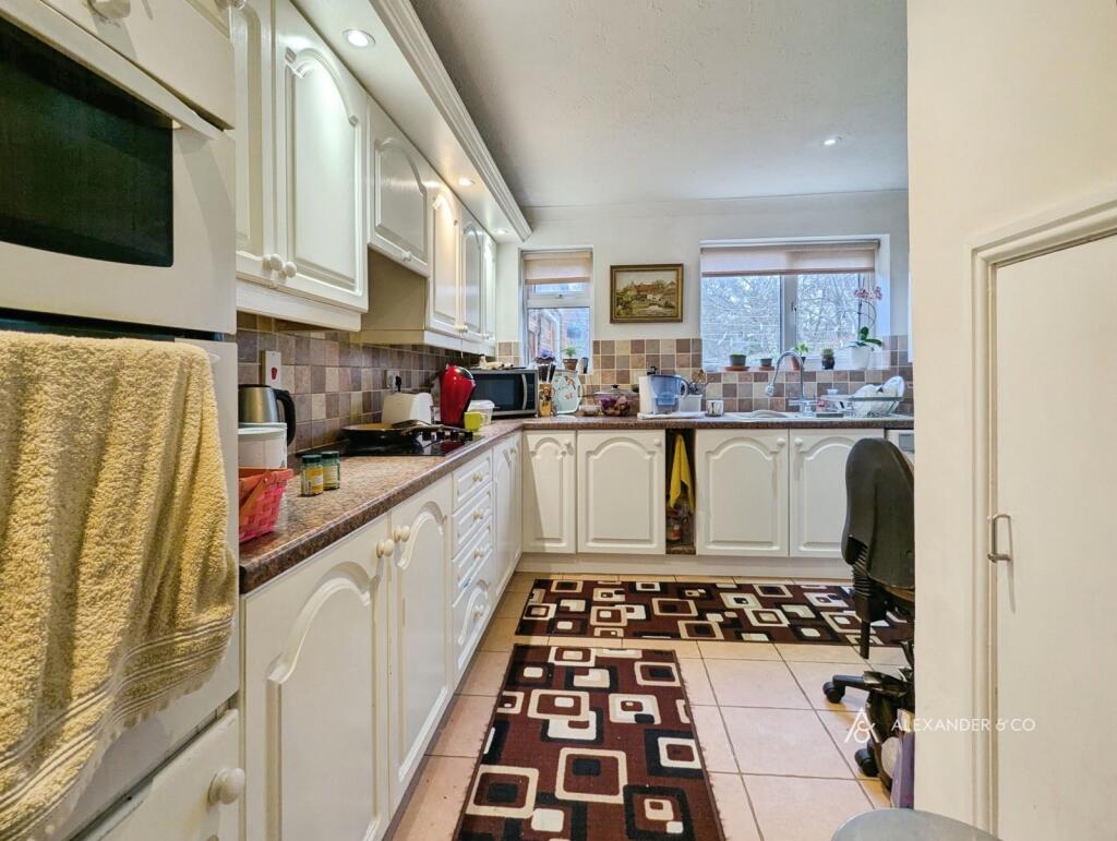 House in Bicester, Bure Park - More
