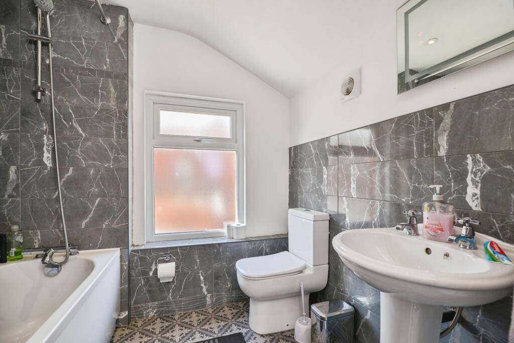 House in Middlesbrough, North Ormesby - View 5