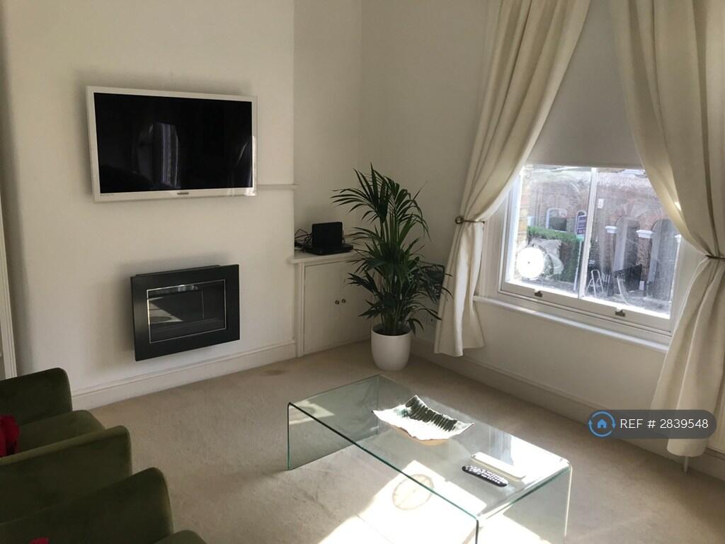 Main image of property: Grayshott Road, Wandsworth, SW11