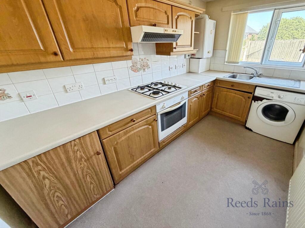 Apartment in Stoke-on-Trent - View 3