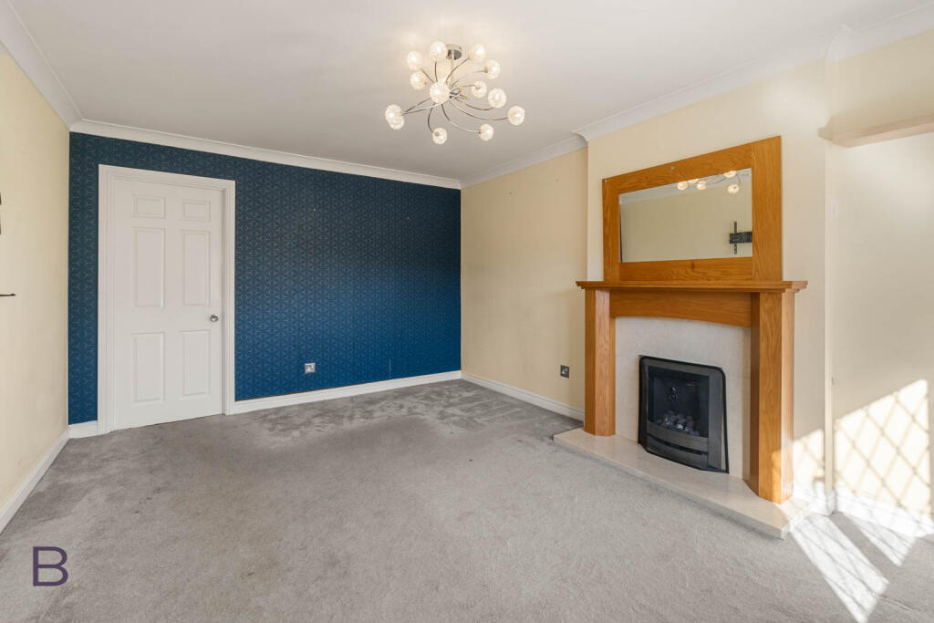 3, Penny Hill Drive, Clayton, Bradford, BD14 6NH photo 4