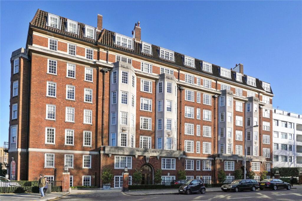 Apartment in London - More