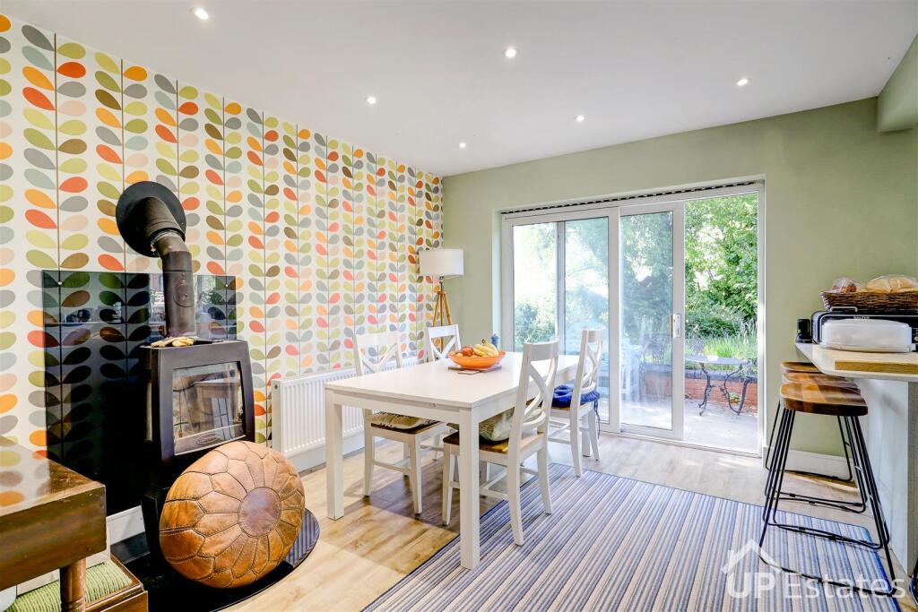House in Harborough, Catthorpe - More