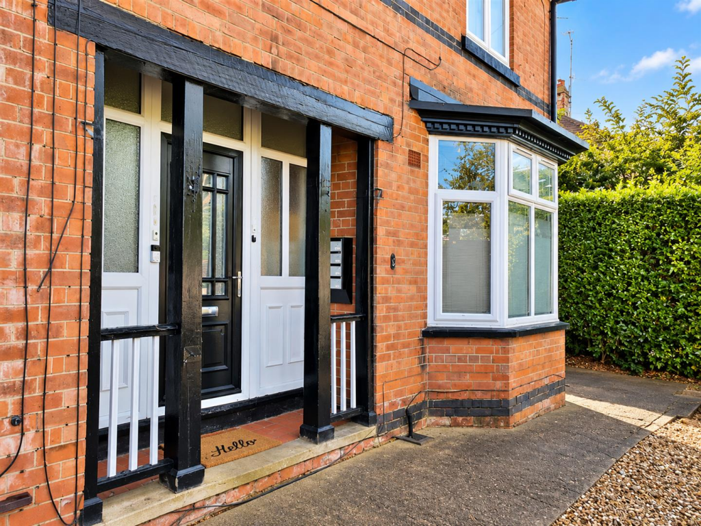 Apartment in Nottingham, Mapperley Park - View 5