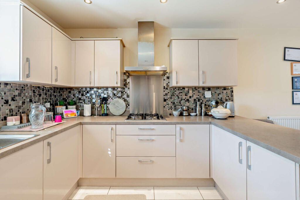 Bhullar Way, Oldbury, Sandwell photo 5