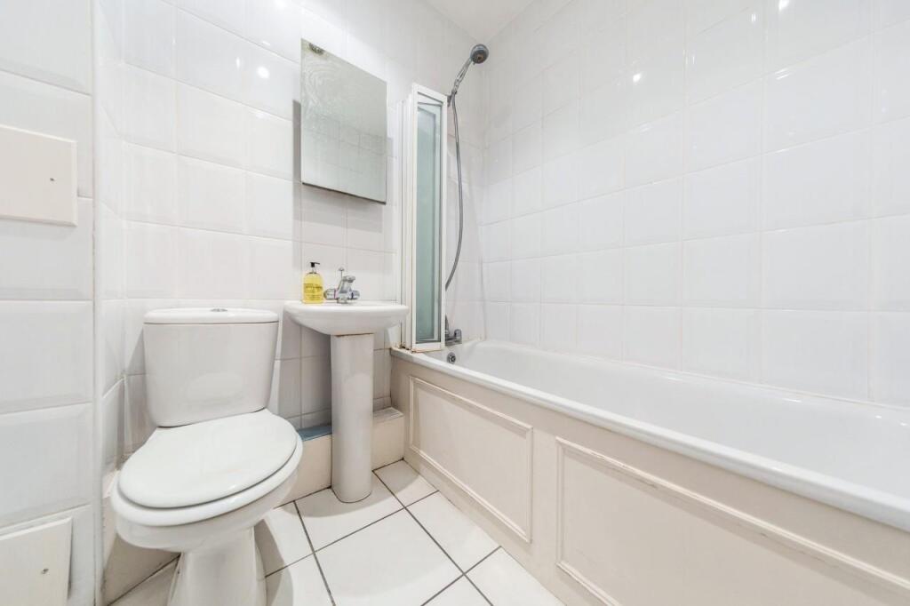 Apartment in London, Brixton - More