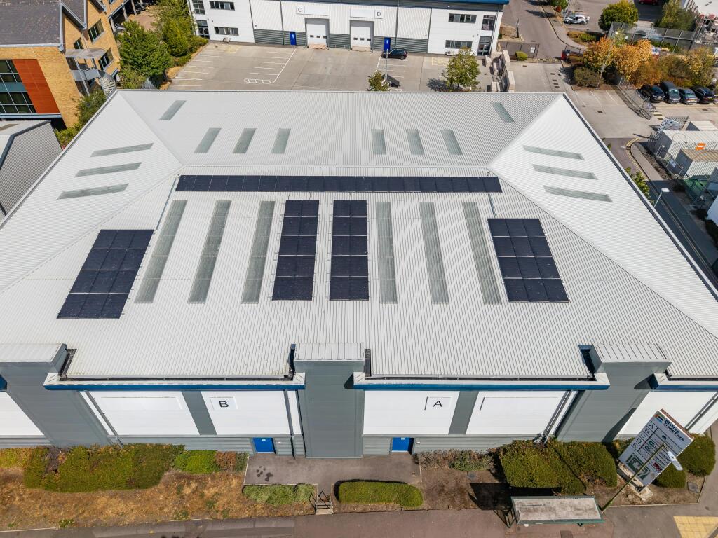 Units A to D Elstree Trade Park-129.jpg