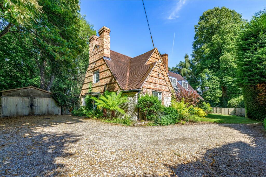 Main image of property: The Ridgeway, Boars Hill, Oxford, Oxfordshire, OX1