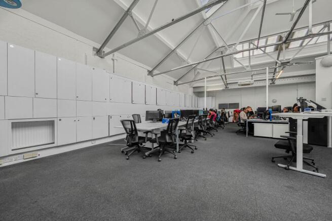 OFFICE 3.jpg