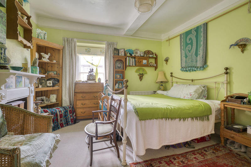 Additional image 9 of Pretty period property in a central location 
