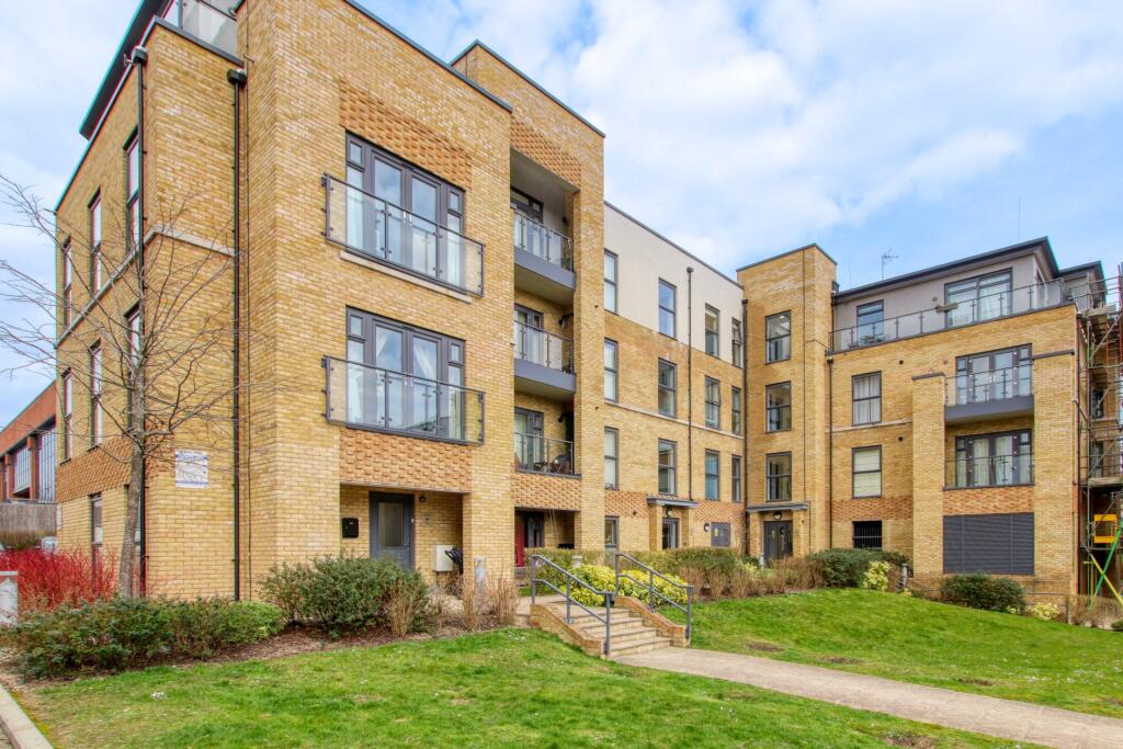 Main image of property: Sterling Square, Bracknell