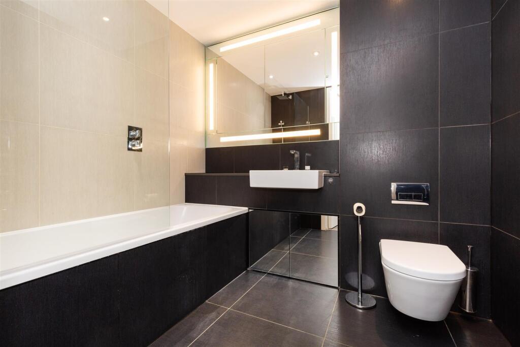 4 Canter Way, London, E1