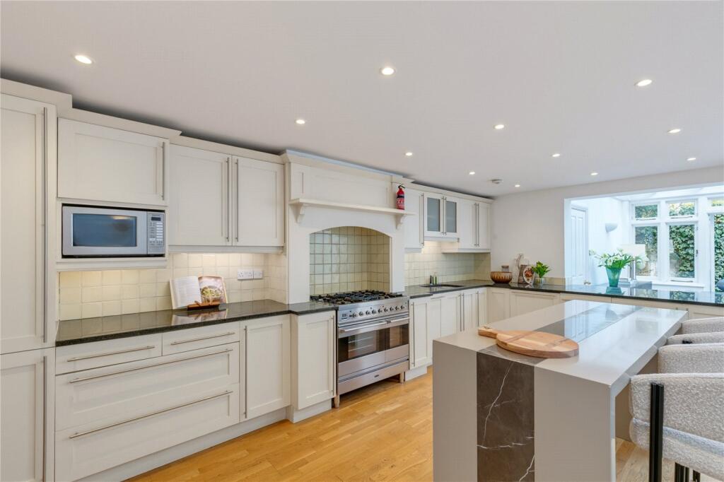 House in London - View 4