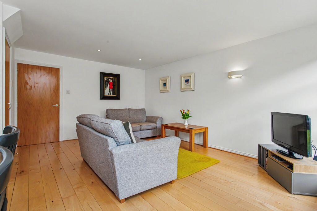 House in Lochwinnoch, Renfrewshire - View 3