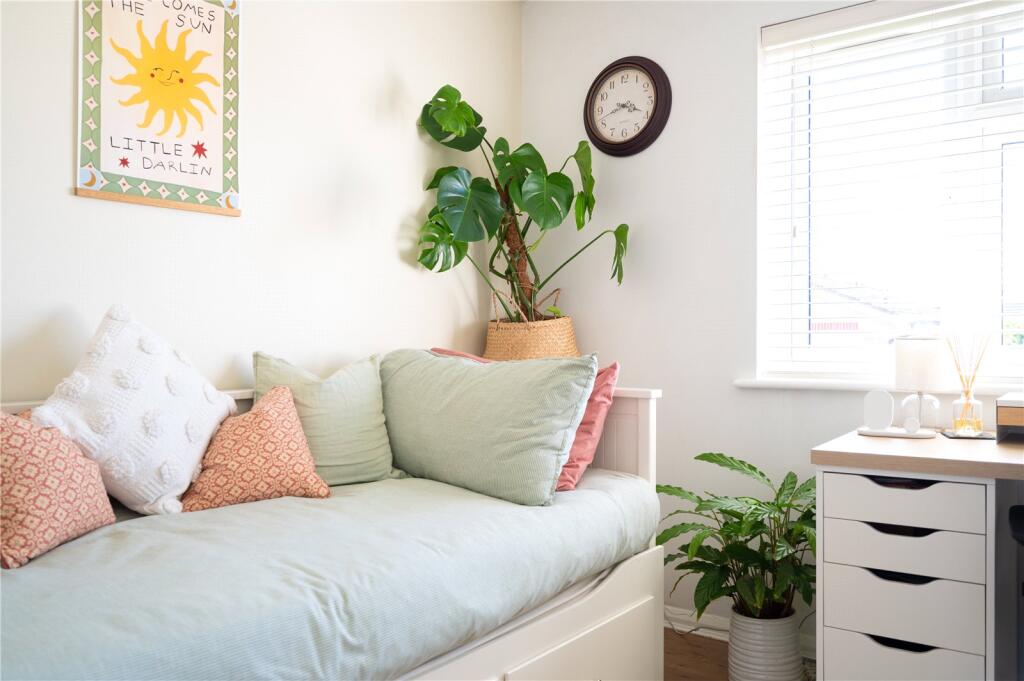 Additional image 11 of Carlbury Close, St. Albans, Hertfordshire