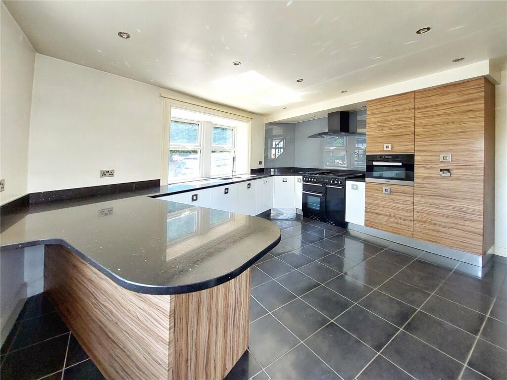 Musbury Road, Helmshore, Rossendale, BB4 - View 3