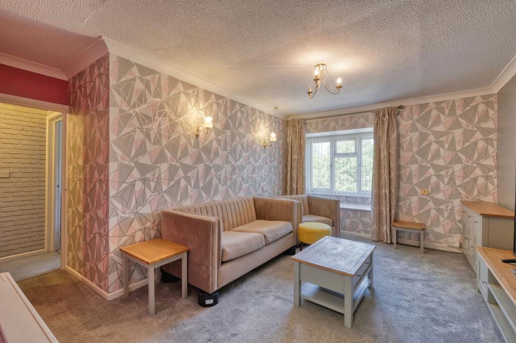 Additional image 4 of The Strand, St. James Court, B61