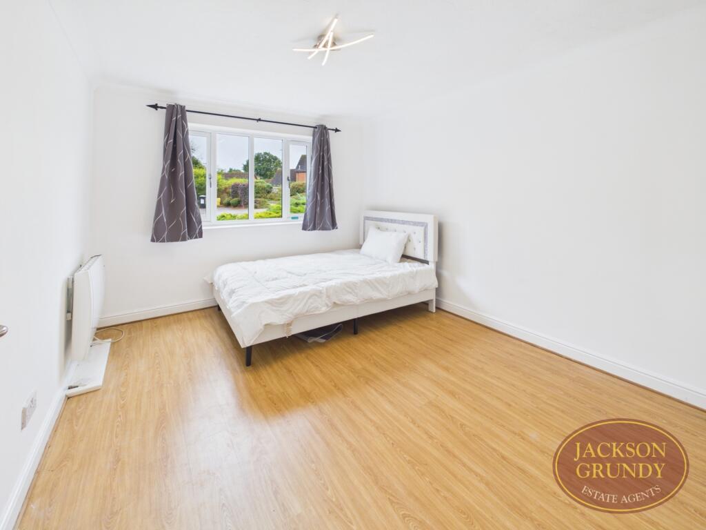 Apartment in Duston, Port Road - View 4