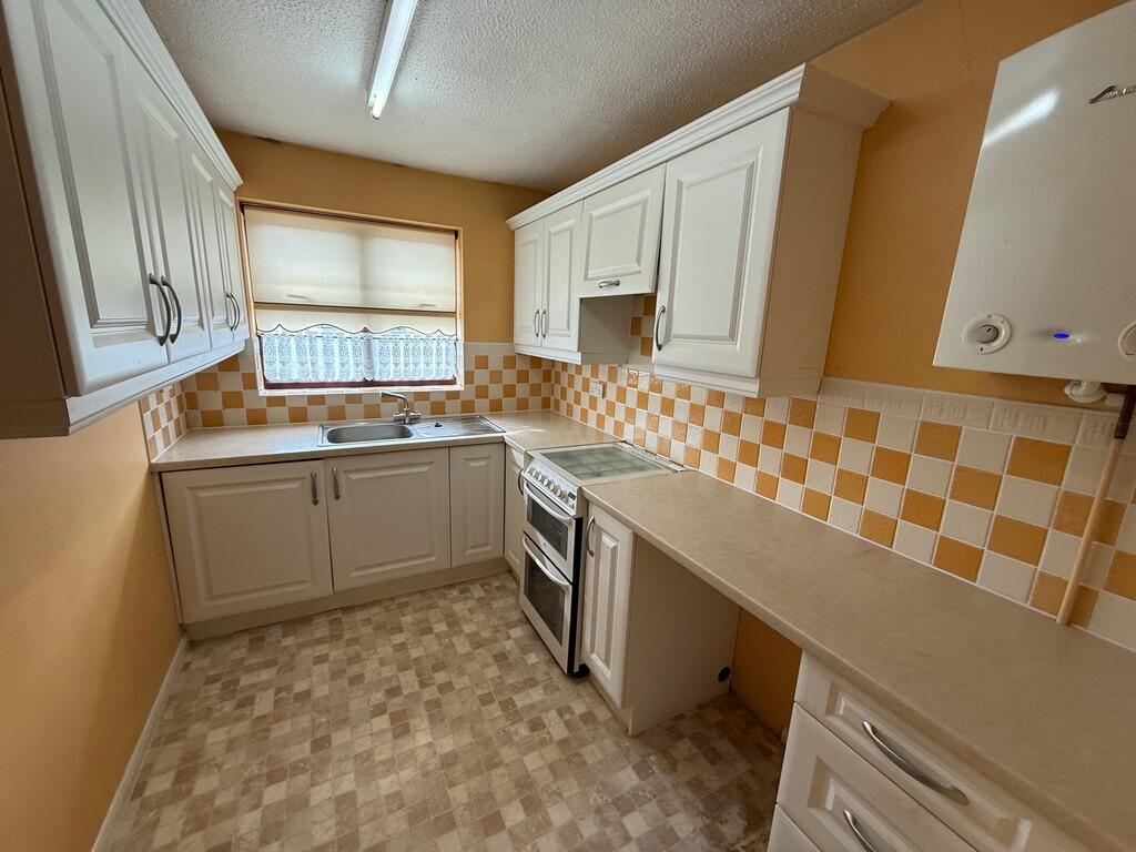 Carholme Close, Bourne photo 2