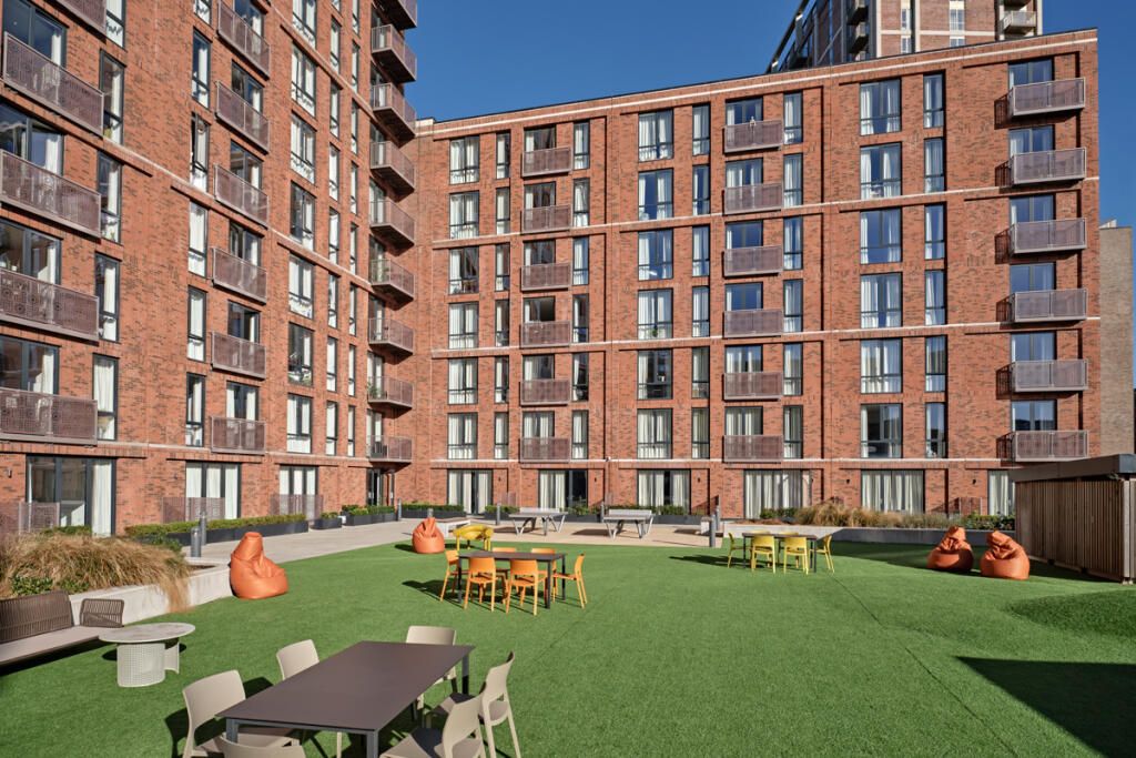 Main image of property: Oxbow, Stephenson House