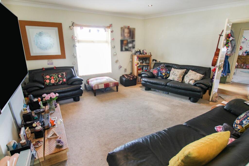 136a St. Albans Road, St. Annes, FY8 1UZ photo 3