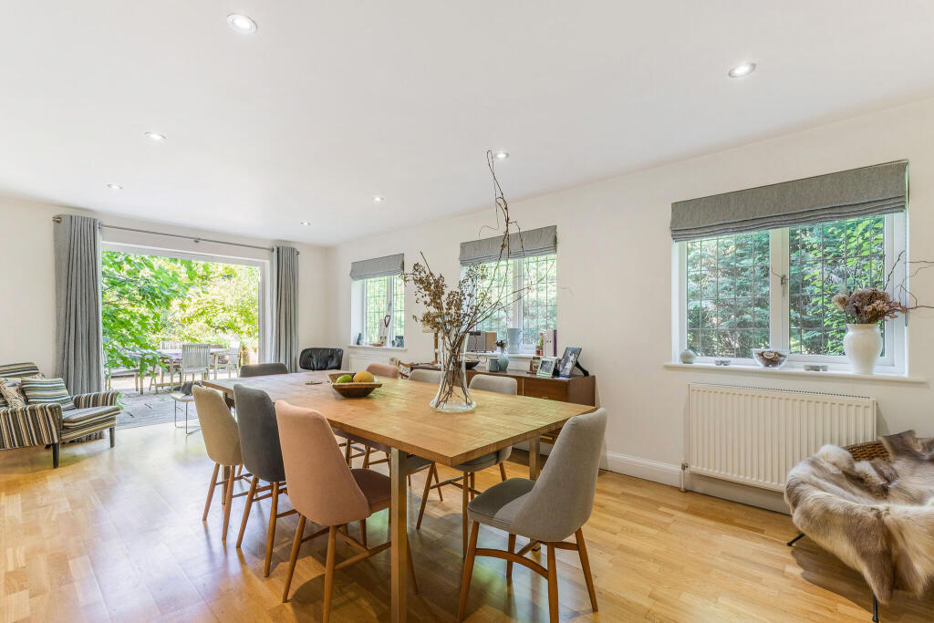 House in Hart, Long Sutton - View 6