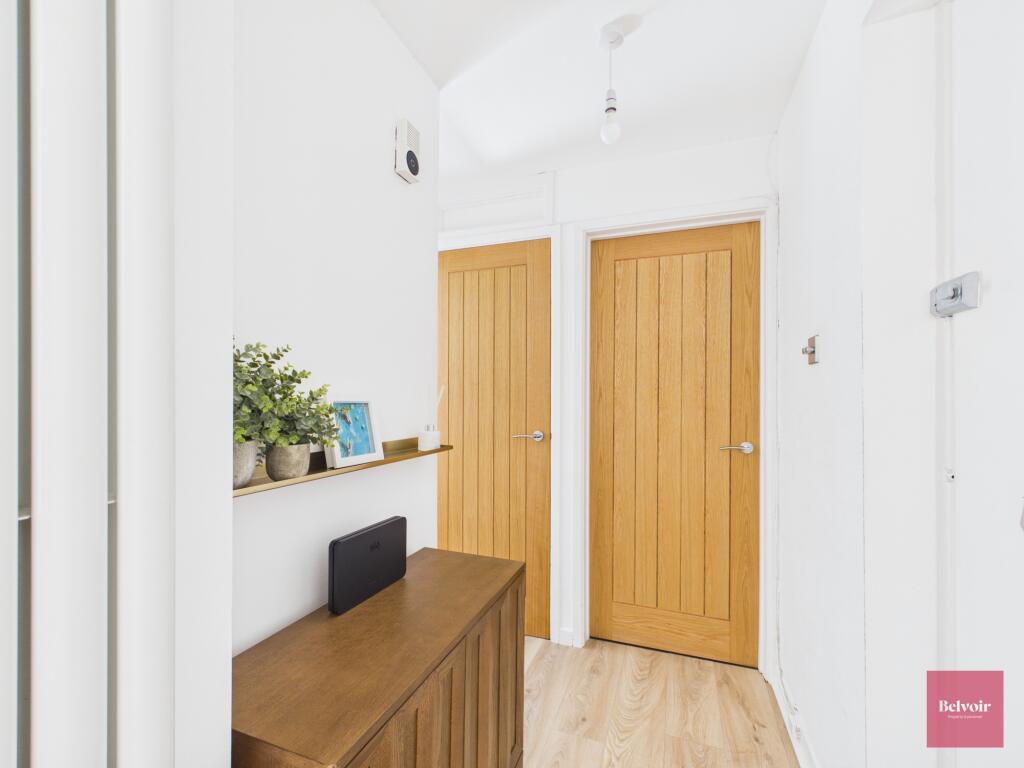 Apartment in Swansea - More