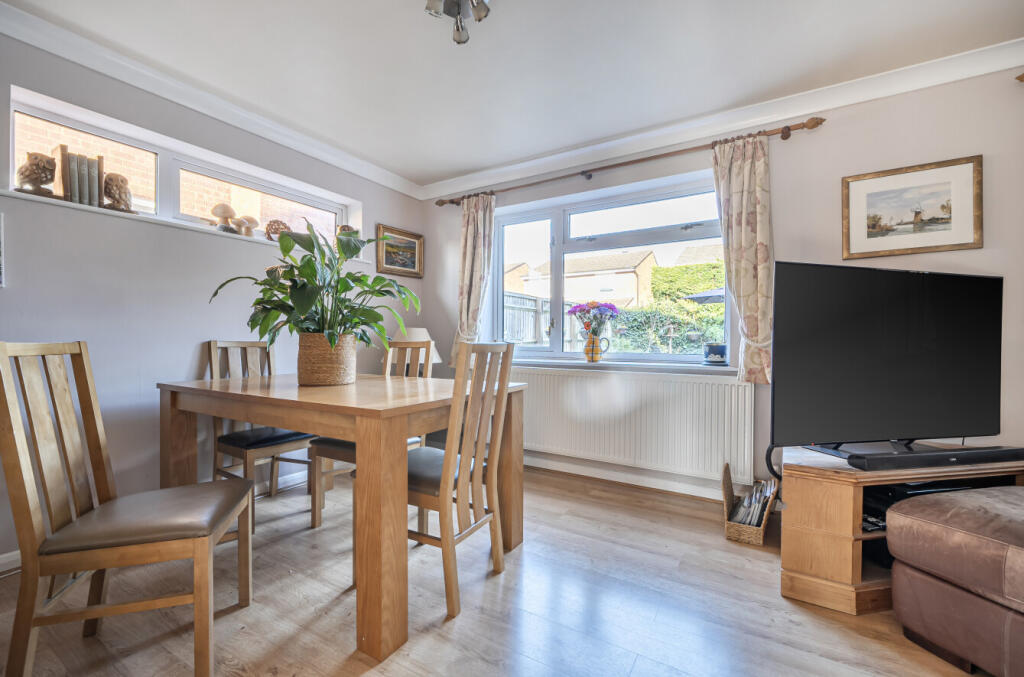 House in Slough, Wooburn - View 5