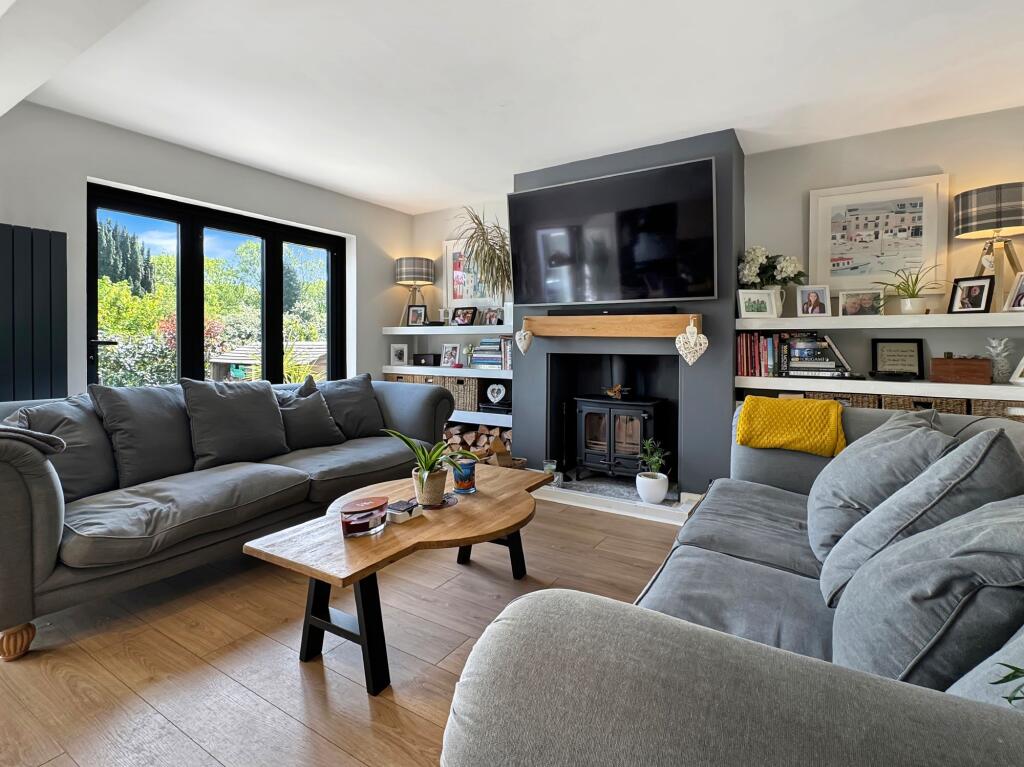 House in Portsmouth, Newport - View 3