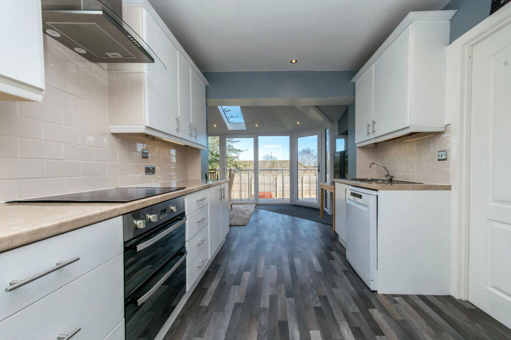 Lea Drive, Shepley, HD8 photo 4