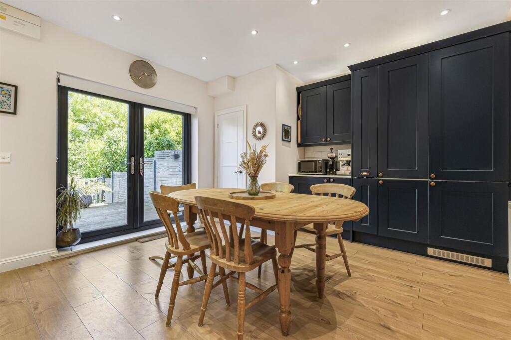 House in Tonbridge - More