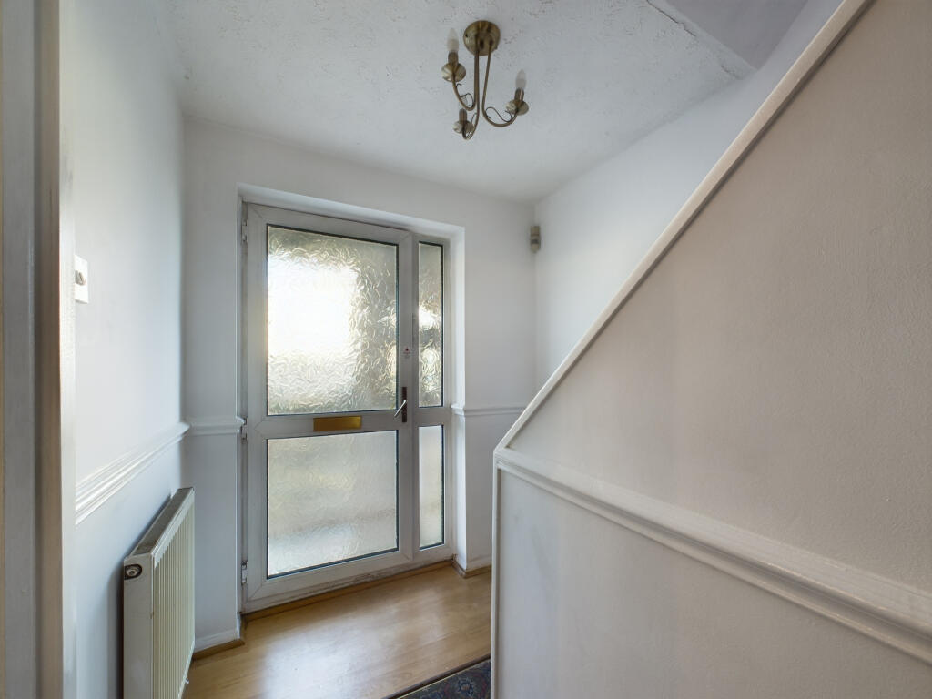 132 Estcourt Street photo 4