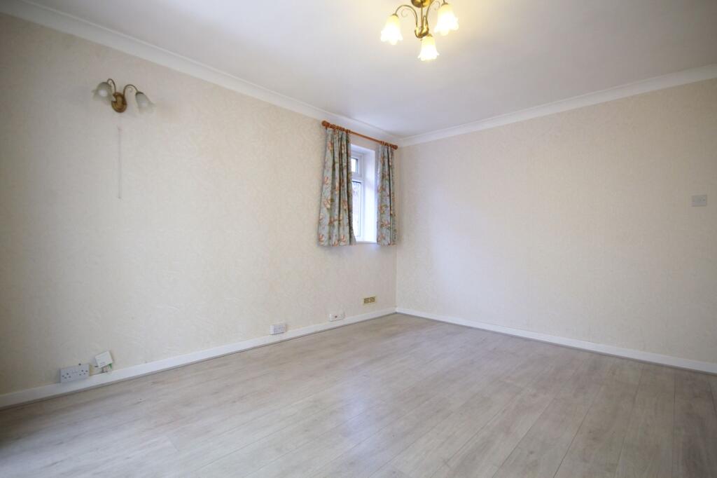 Highbank Road, Northwich, CW8 photo 4