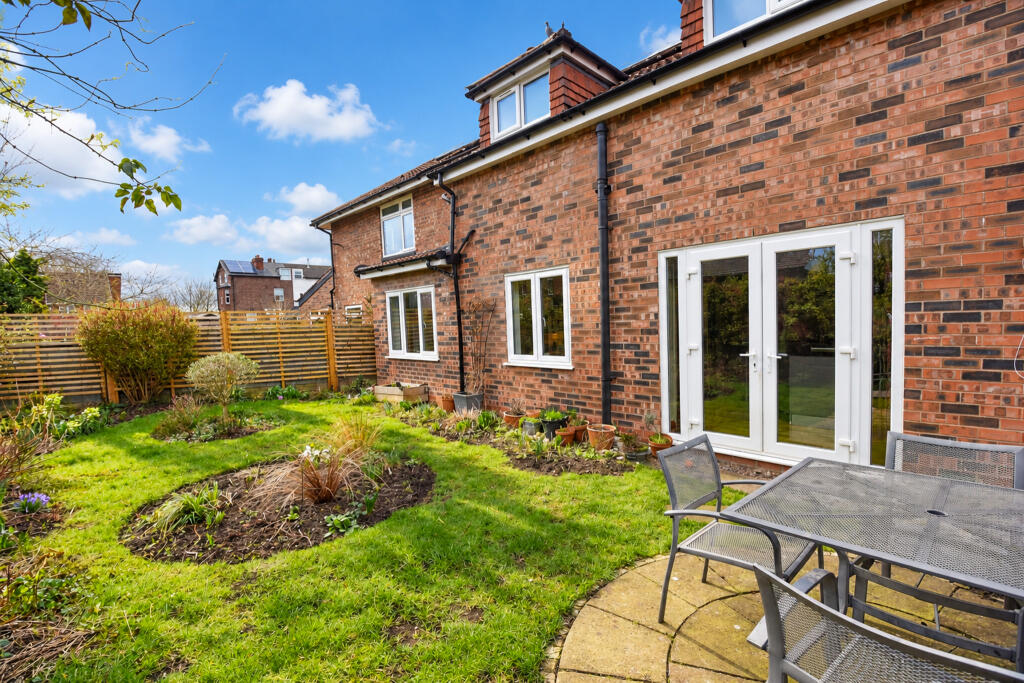 House in Trafford, Calder Bank - View 4