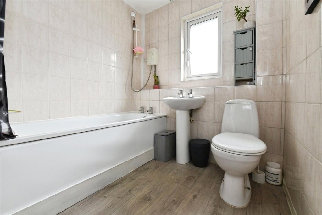 Tabor Road, Colchester, Essex, CO1 – další