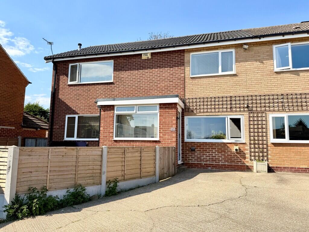 4-bed semi-detached on Roseberry Avenue, Stokesley, North Yorkshire, £285,000