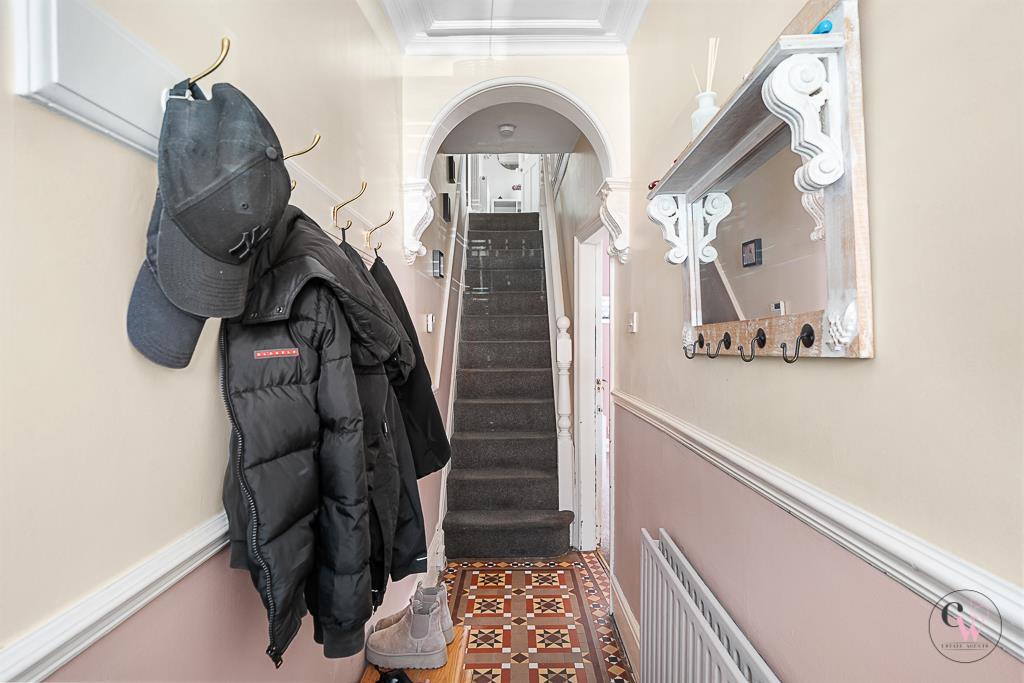 House in Barnton, Cheshire West and Chester - More